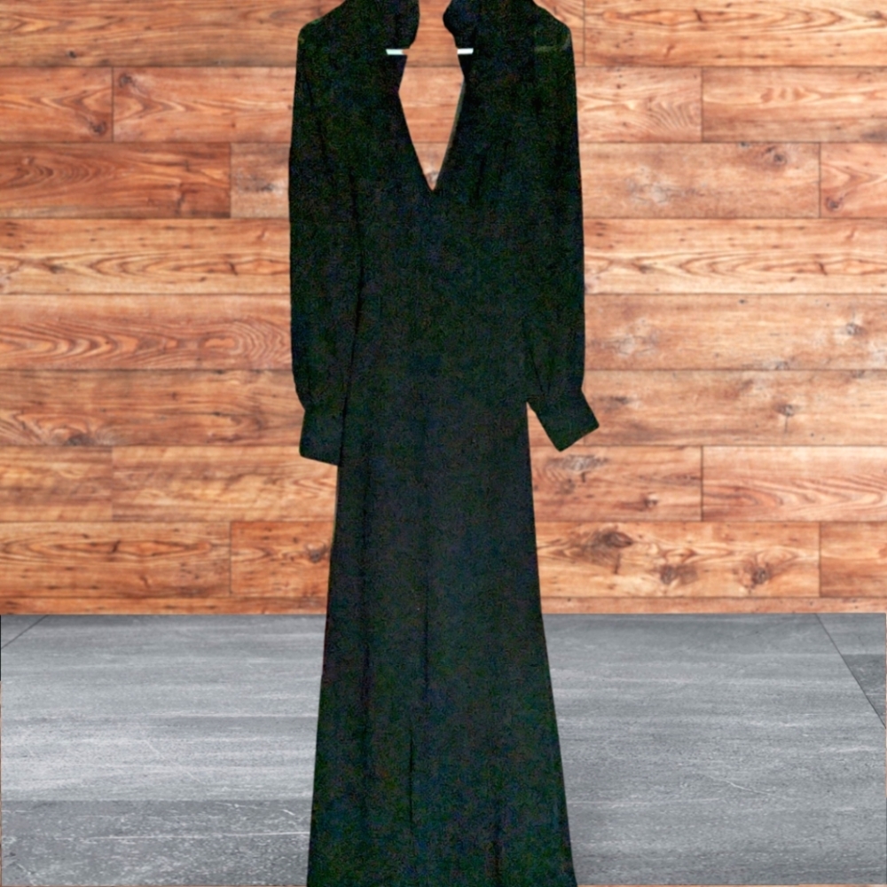 Lulu’s Talk About Divine Long Sleeve Maxi Dress NWOT